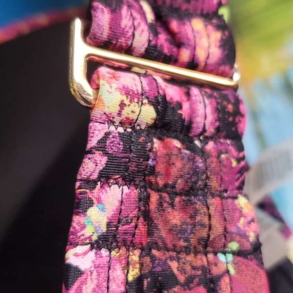 Victoria's Secret bikini swim top size 38D - Picture 3 of 4